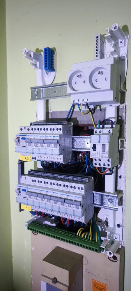Rénovation et mise aux normes d'un tableau électrique Legrand — MyProElec
